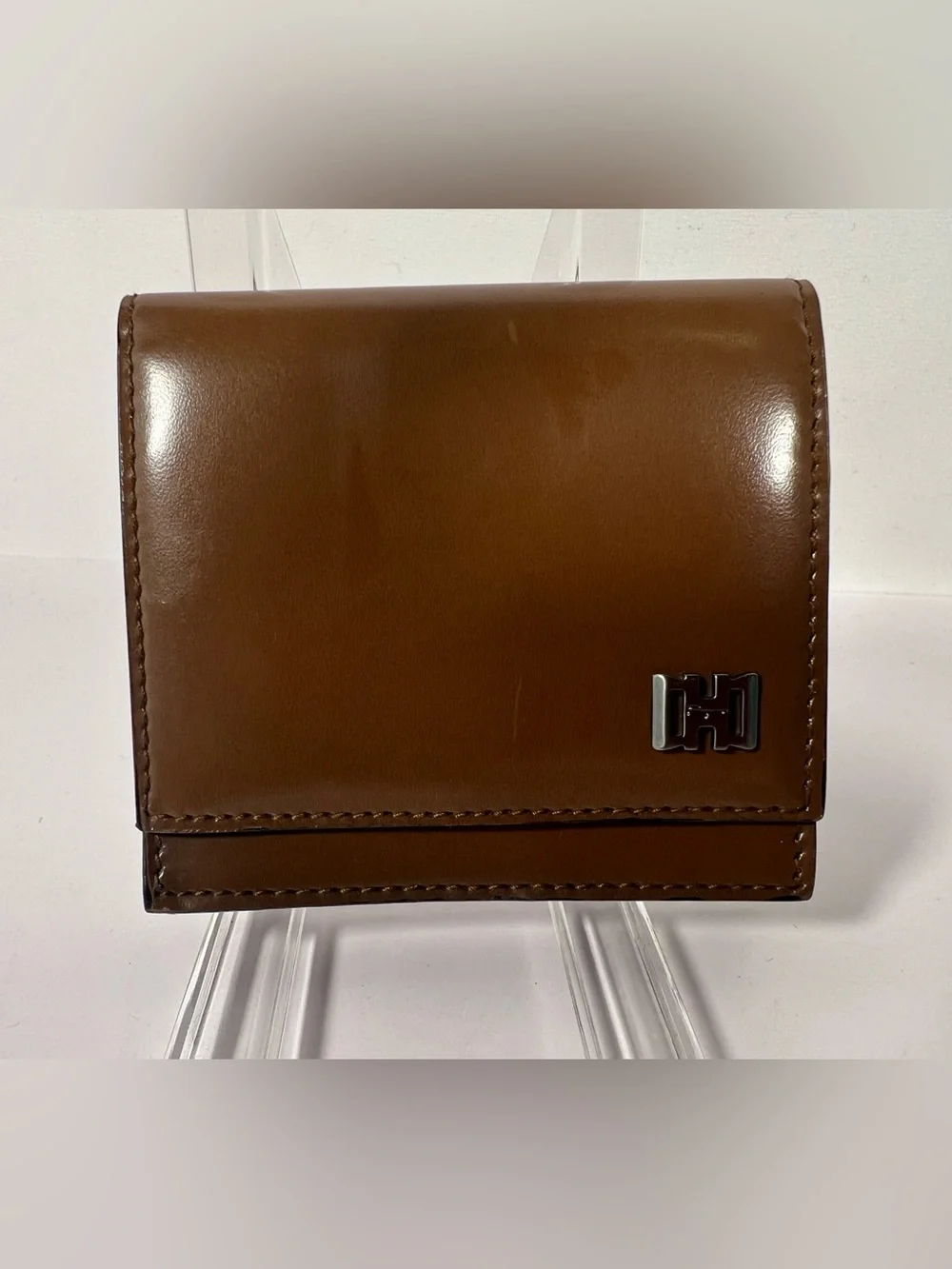 1257: Salvatore Ferragamo Gancini Leather Coin Wallet Brown